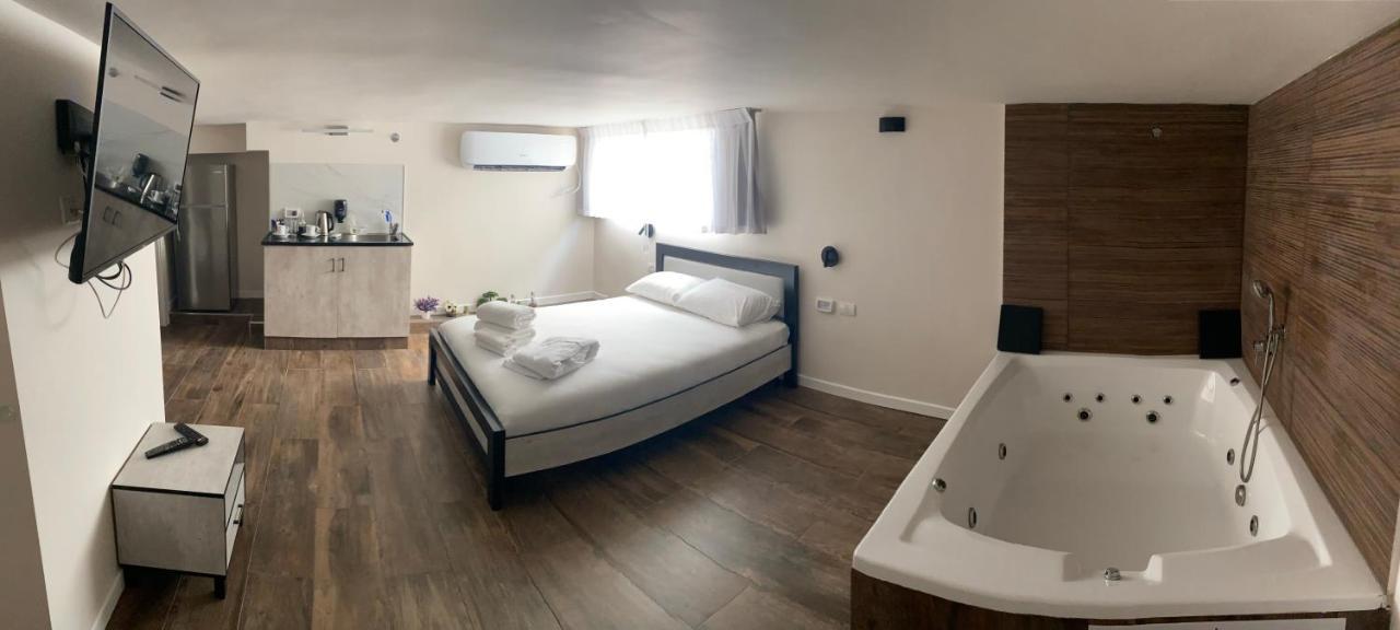 Hermitage Hotel Bat Yam Dış mekan fotoğraf